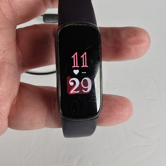 Fitbit Inspire2 Smart Fitness Tracker with Interchangeable Bands 12 Bands In All - Picture 7 of 10